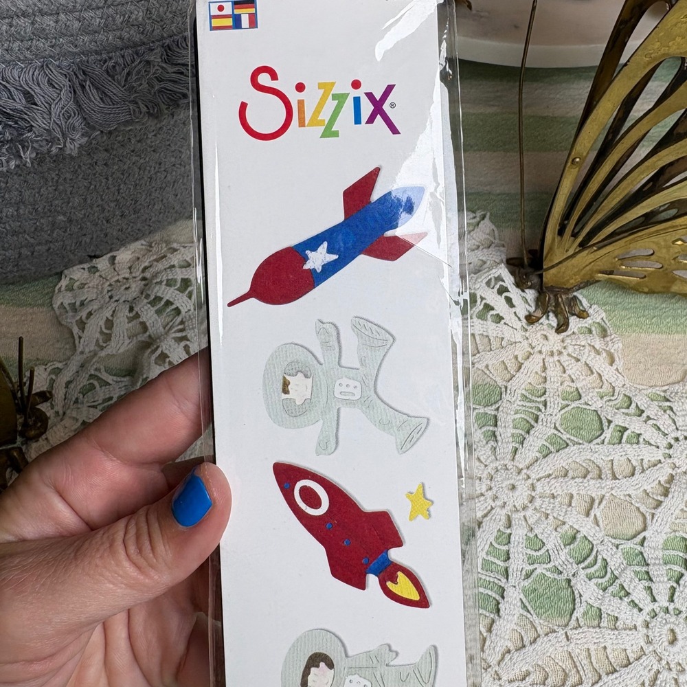 Sizzix Outer Space Die Decorative Strip